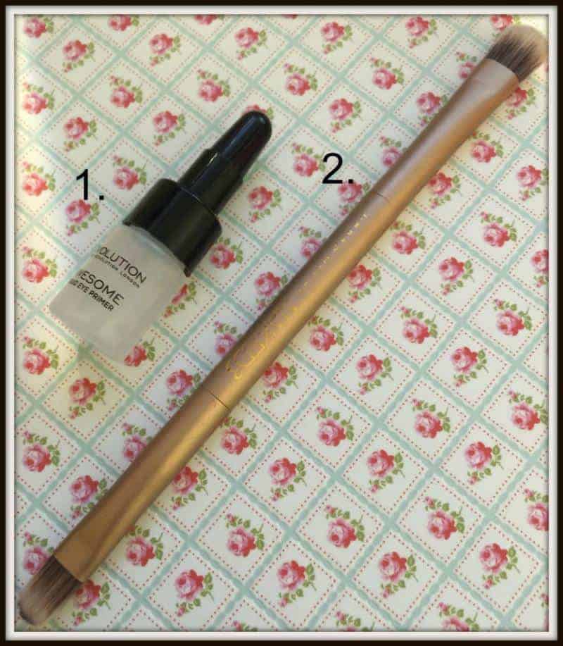 newbie makeup bag eyes eyeshadow primer brush