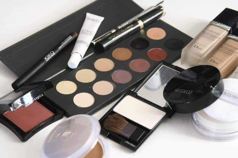 Blusher 101 should you use cream or powder blusher
