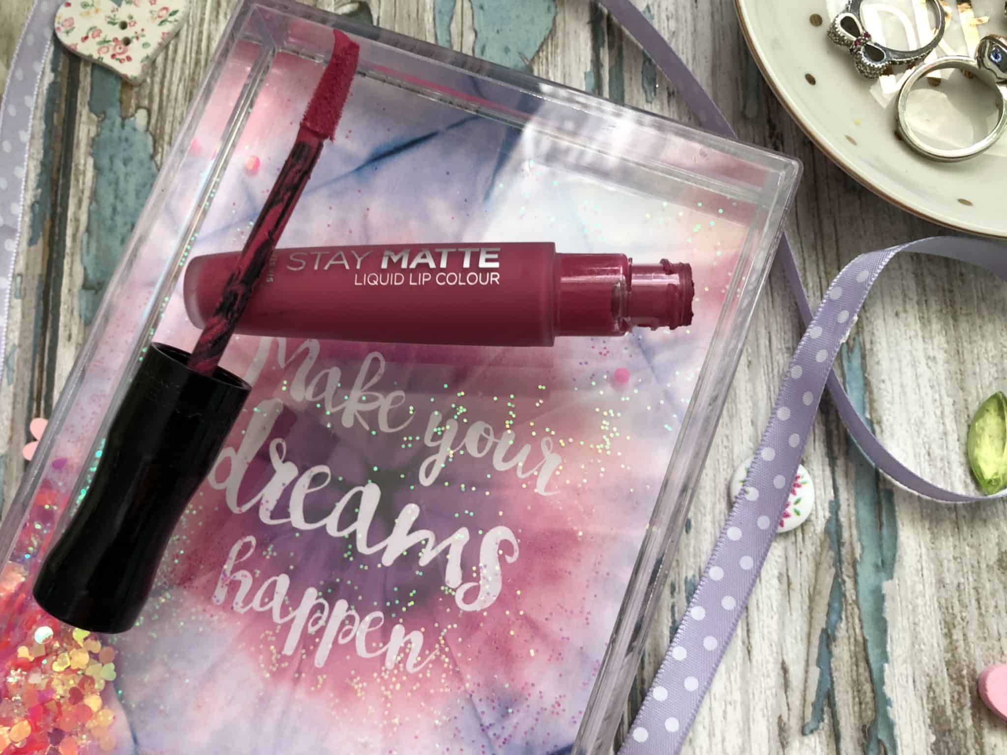 rimmel stay matte liquid lipstick in heartbeat review 1