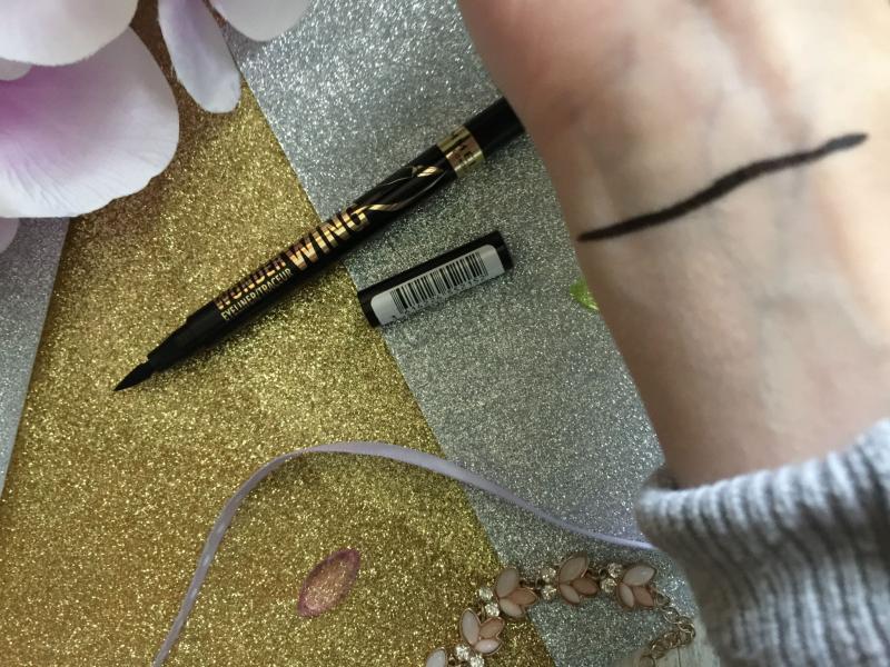 rimmel wonder wing eyeliner swatch
