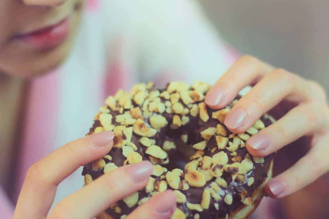 what foods can cause acne