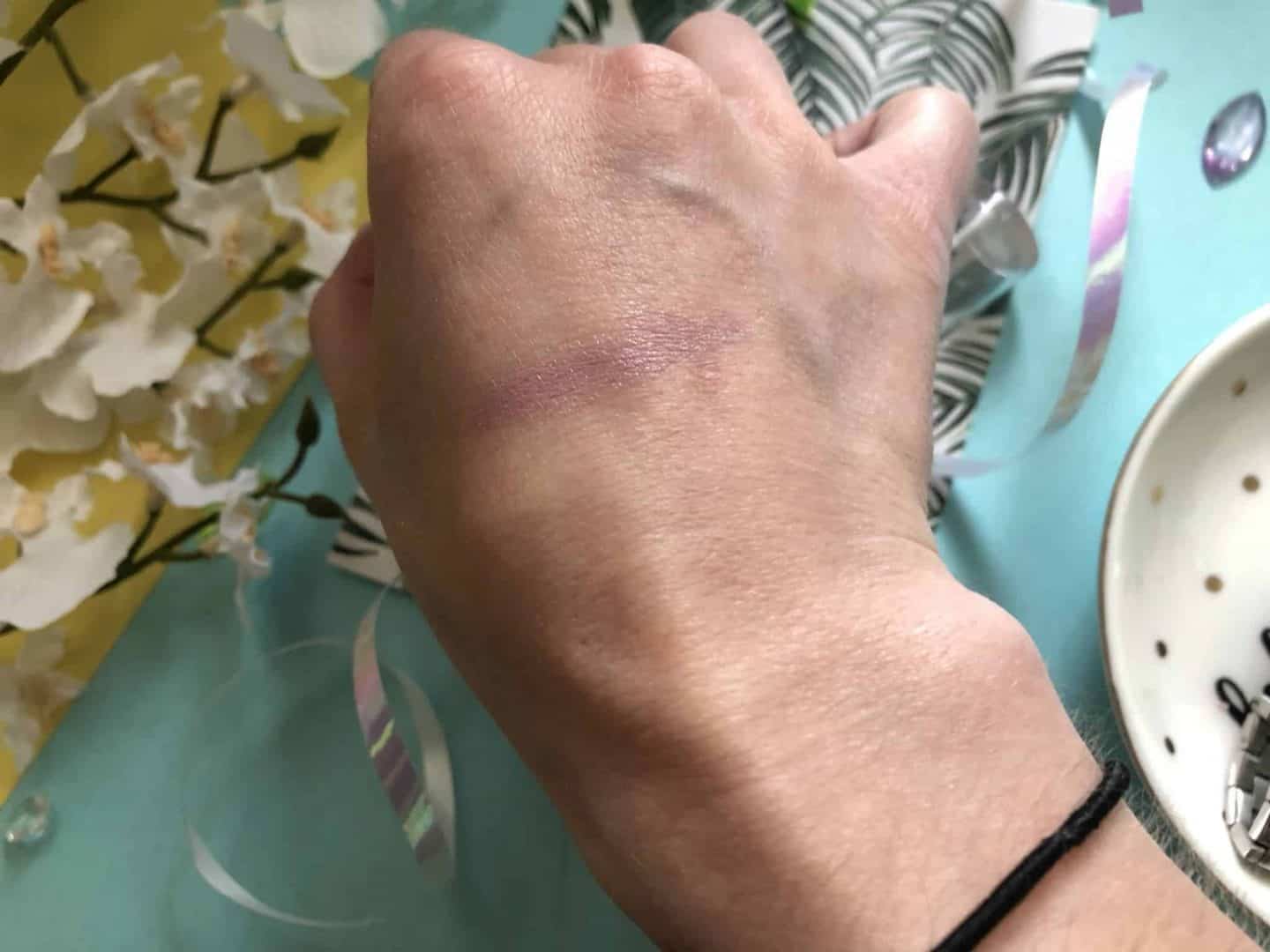 nyx faux marble lipstick in primrose swatch