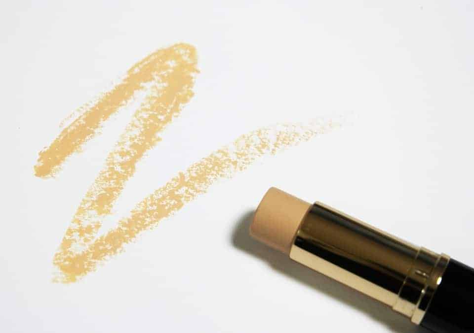 Februarys best free makeup samples and beauty goodies foundation