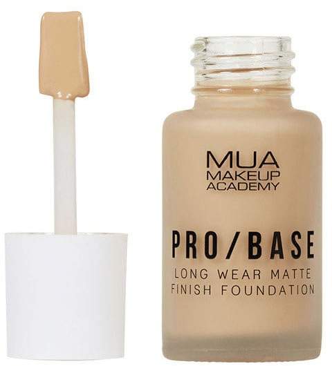mua pro base foundation