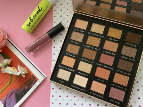 Easily take your look from day to night with Iconic Day to Slay palette