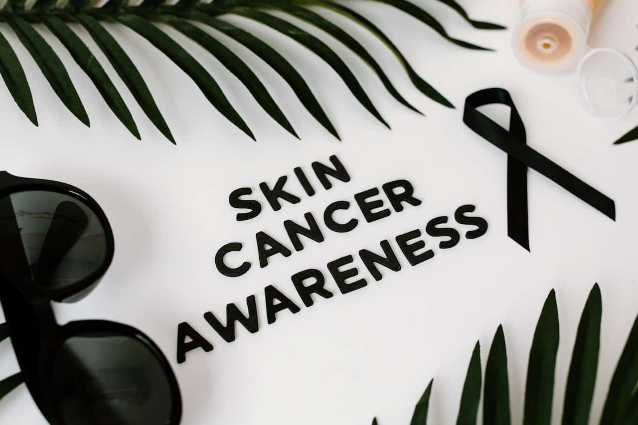 apply sunscreen to avoid skin cancer