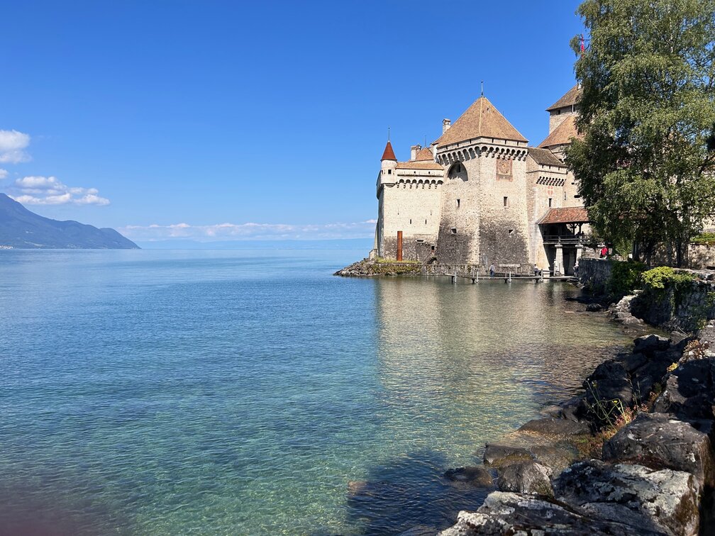 How expensive is Switzerland to visit 1