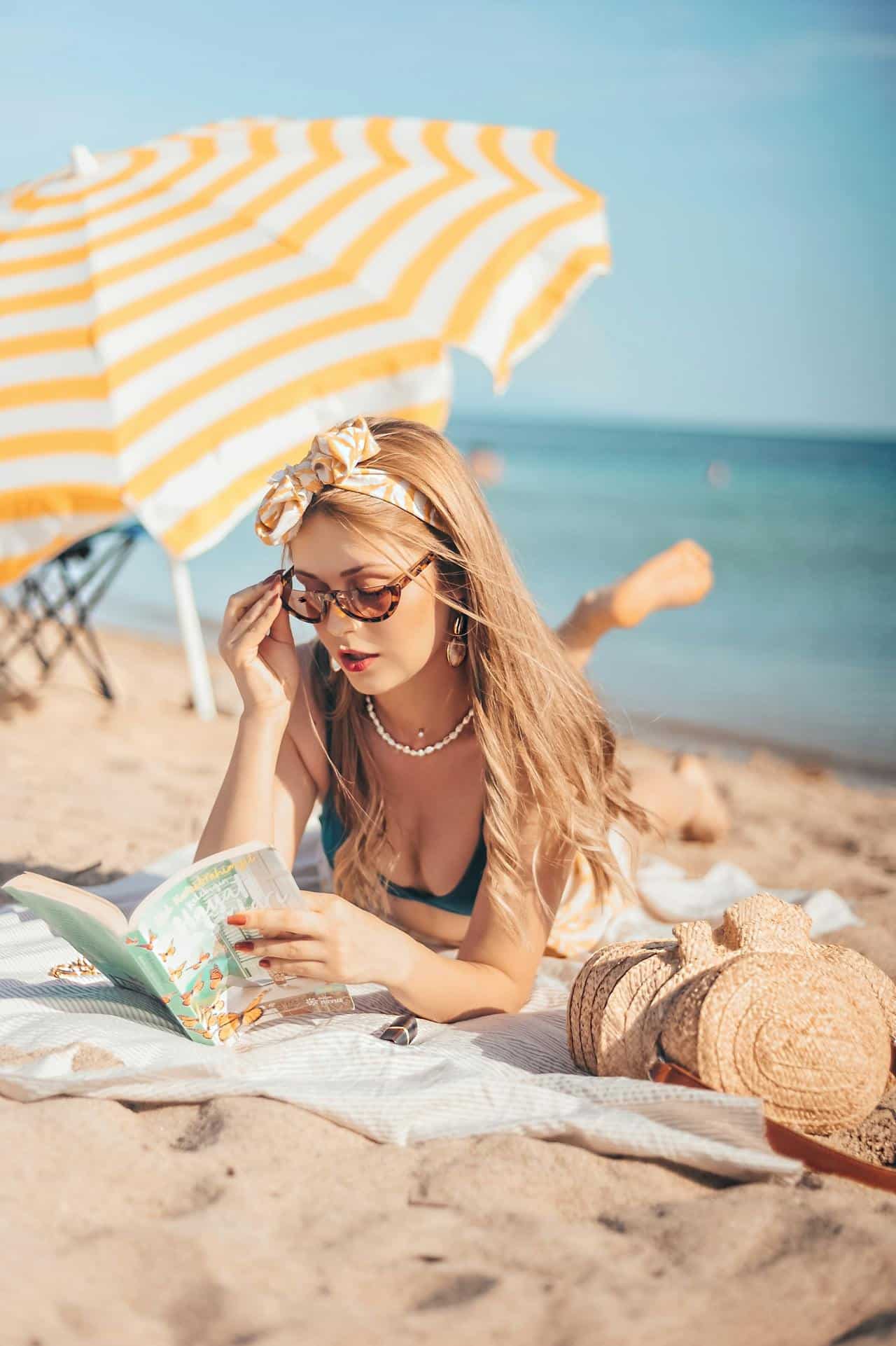 avoid suntan lines with sudocrem