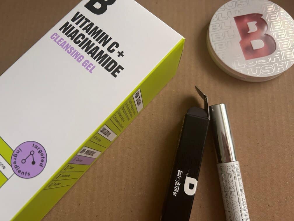 beauty bay mystery box blusher, brow fibres