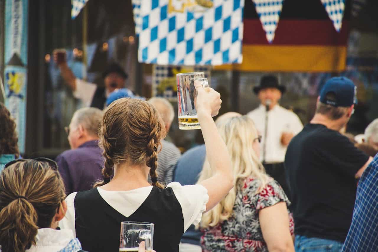 what not to wear at oktoberfest